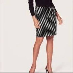 Loft, polka dot pencil skirt! Size 4